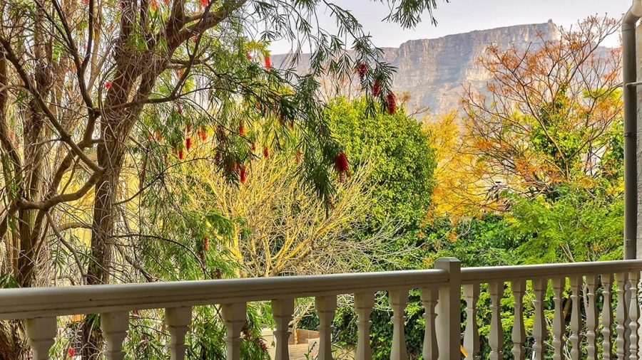 3 Bedroom Property for Sale in Gardens Western Cape